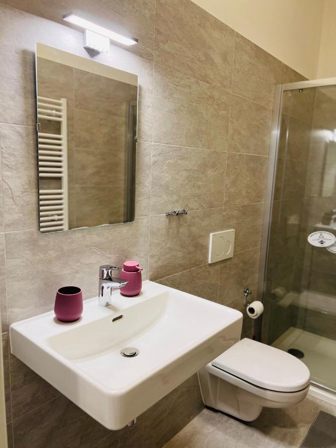 Maria Apartment Liben Прага Экстерьер фото