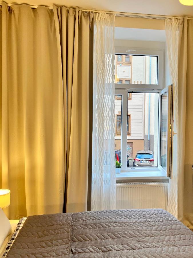 Maria Apartment Liben Прага Экстерьер фото